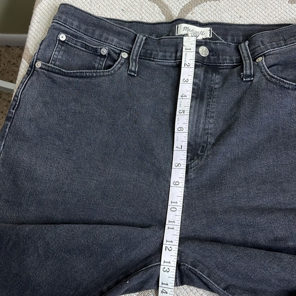 Madewell The High-Rise Slim Crop Boyjean raw hems washed black jeans - Picture 4 of 15